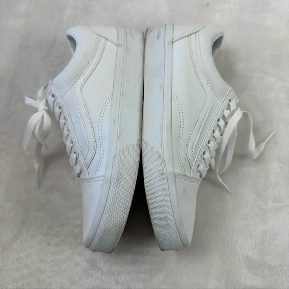 Vans Women's Size 8 Old Skool Skate Shoe White Classic Canvas Low Top Sneakers - Picture 5 of 10